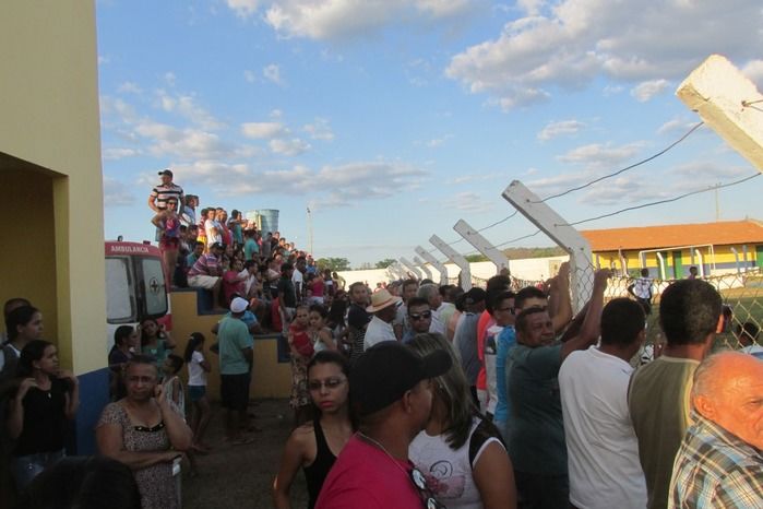 Emelec esmaga o time do Boi Morto e enfrentará a Vila na Final  - Imagem 35