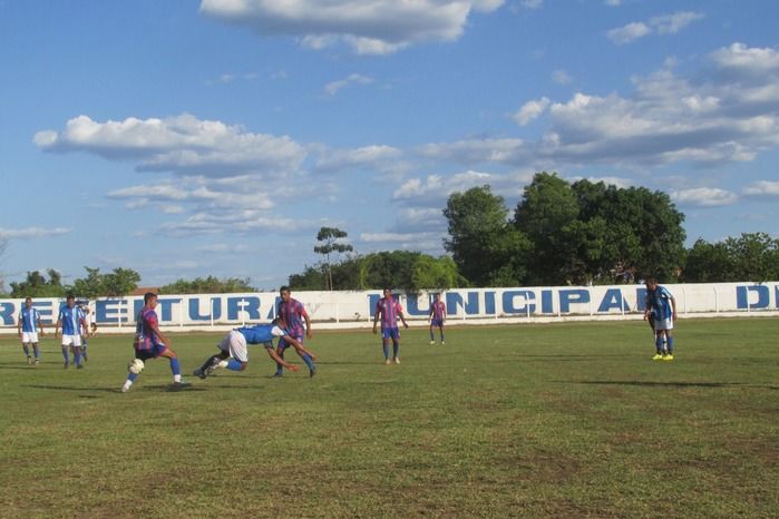 Emelec esmaga o time do Boi Morto e enfrentará a Vila na Final  - Imagem 21
