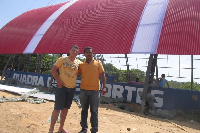 Prefeito: Walter Alencar cobre Quadra de Esporte de Pitombeira  - Imagem 1