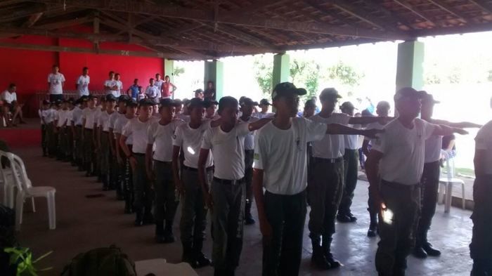 Pelotão mirim faz apresentação em festa Beneficente em Agricolândia - Imagem 1