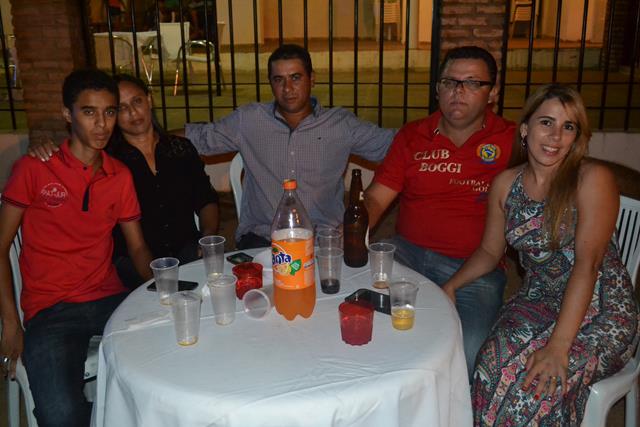 Casal Venicio do Ó e Carmelina realizam confraternização em Pimente - Imagem 3