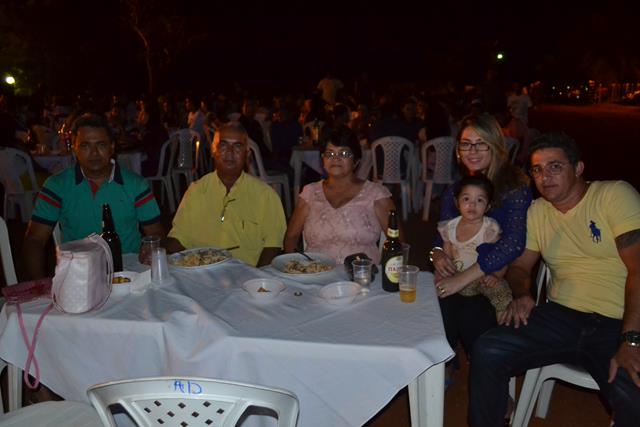 Casal Venicio do Ó e Carmelina realizam confraternização em Pimente - Imagem 36