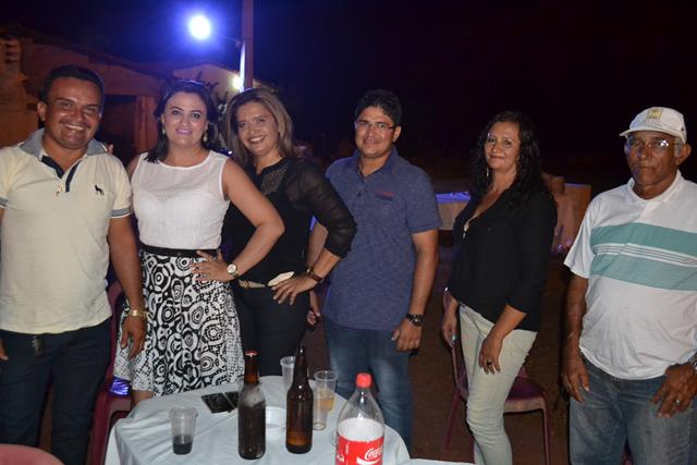 Casal Venicio do Ó e Carmelina realizam confraternização em Pimente - Imagem 30