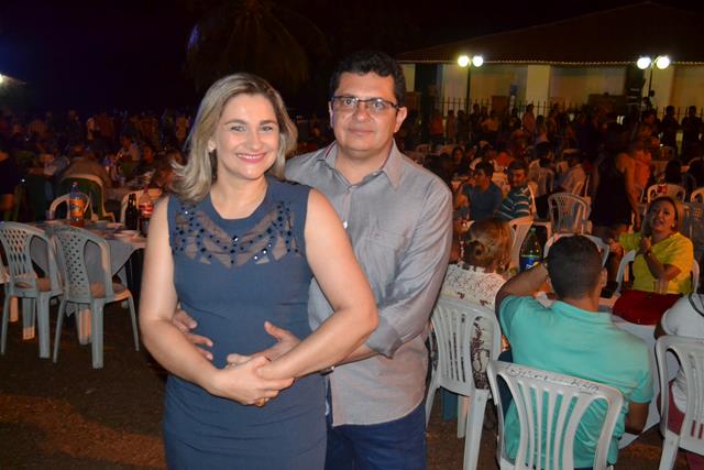 Casal Venicio do Ó e Carmelina realizam confraternização em Pimente - Imagem 34