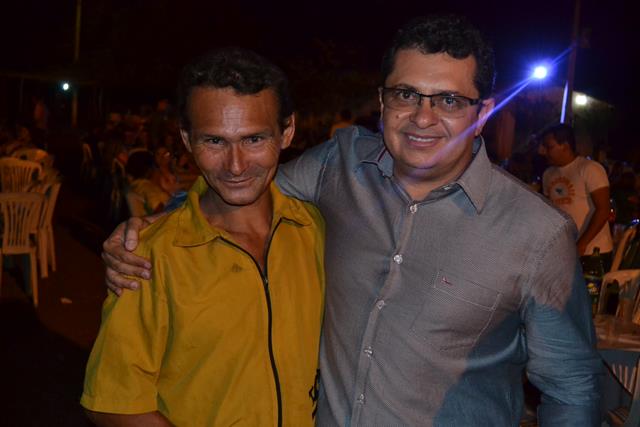 Casal Venicio do Ó e Carmelina realizam confraternização em Pimente - Imagem 53