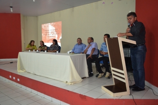 Prefeito assina convênio beneficiando catadores de resíduos sólidos - Imagem 6