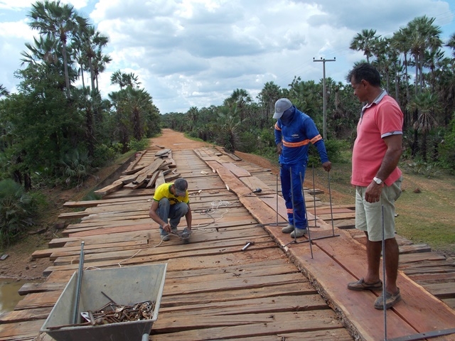 Prefeitura inicia recuperação de pontes sobre o Rio Piauí - Imagem 8
