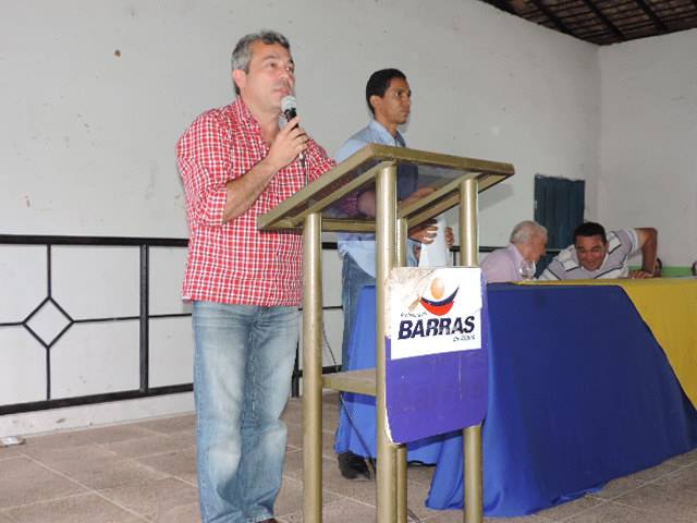Prefeito Edílson participa de reunião para falar do programa Bolsa Safra. - Imagem 3