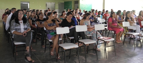 SEMEC inicia ano letivo 2015 com Semana Pedagógica - Imagem 5