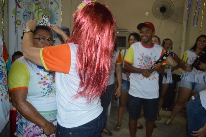 Idosos animam no Bloco Balança mas não Cai no carnaval 2015 - Imagem 26