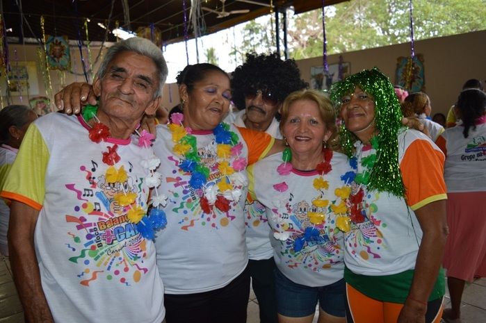 Idosos animam no Bloco Balança mas não Cai no carnaval 2015 - Imagem 20
