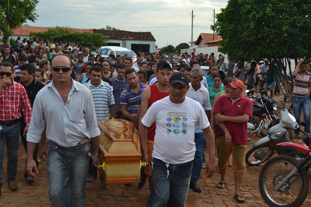 Gercineide Monteiro é sepultada em Lagoa do Sitio  - Imagem 14