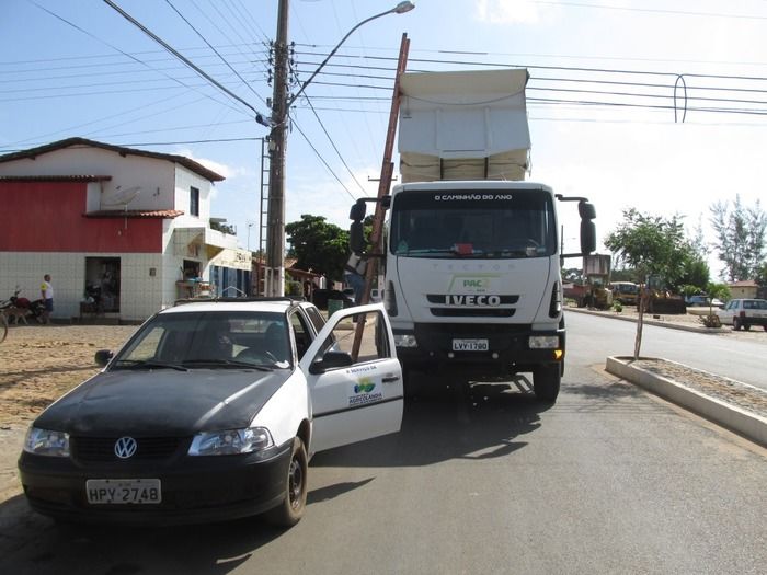 Equipe de iluminação troca lâmpadas no Centro e Bairros de Agricolândia - Imagem 1