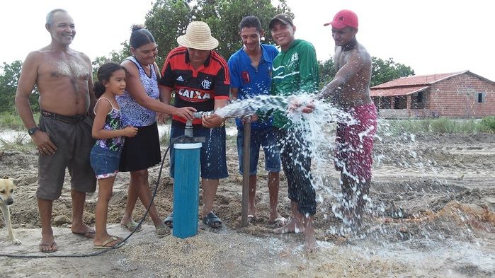 Prefeito Zé Resende leva água encanada a mais uma comunidade de Boa Hora - Imagem 9