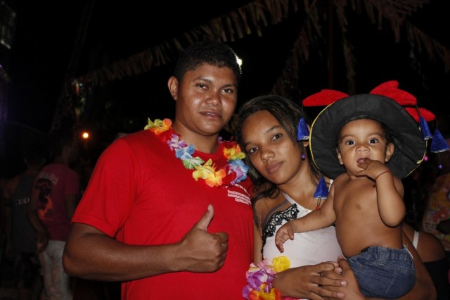 Mais de 1.500 pessoas participaram da festa de carnaval em Miguel Alves  - Imagem 20