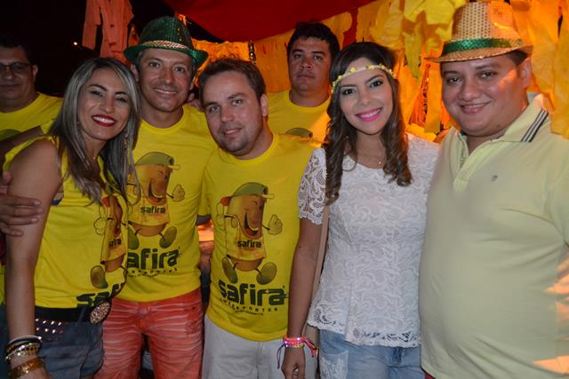 Venicio do Ó e prefeitos da região participam do corso em Valença   - Imagem 71