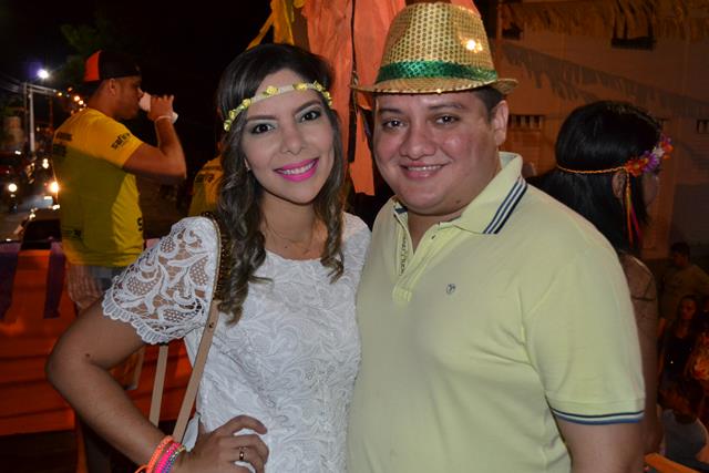 Venicio do Ó e prefeitos da região participam do corso em Valença   - Imagem 69