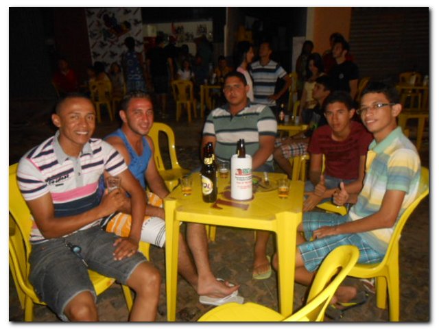 Primeira noite de Carnaval em Inhuma começa com muita alegria! - Imagem 9