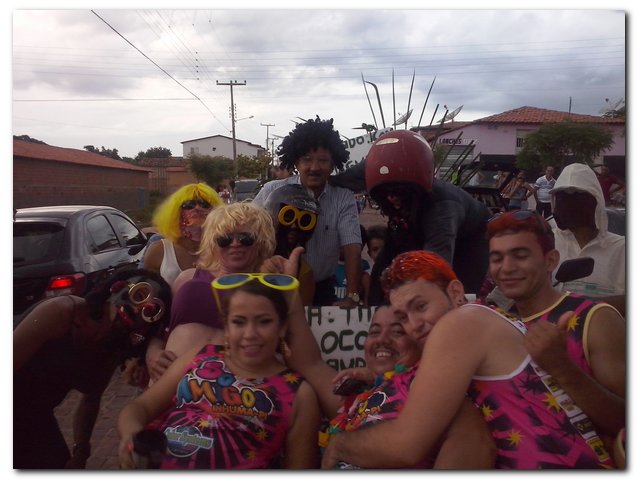 Desfile dos Blocos Só Amigos e Bota pra Moer animam o carnaval em Inhuma - Imagem 18