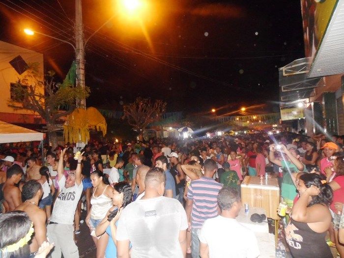 Veja cobertura da primeira noite do carnaval em União; fotos! - Imagem 20