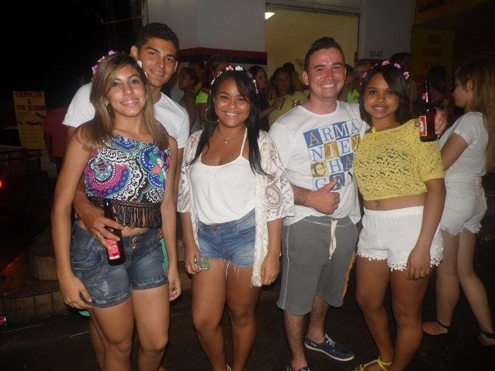 Veja cobertura da primeira noite do carnaval em União; fotos! - Imagem 14