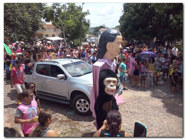 Bloco “Vai Quem Quer” arrasta multidão em Inhuma - Imagem 23