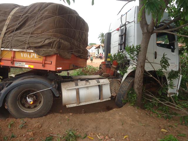 Grave Acidente na BR 316 No Bairro Alto Alegre em Ipiranga - Imagem 15