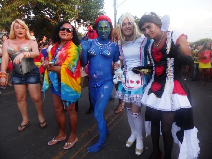 Bloco Os Gatões arrasta quase 25 mil pessoas para avenida - Imagem 16