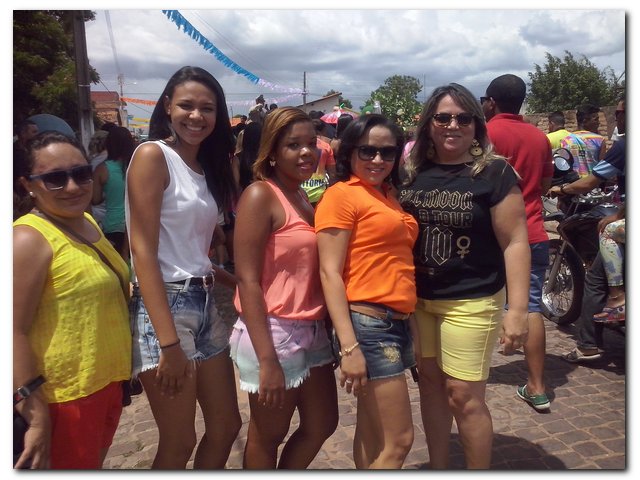 Bloco “Vai Quem Quer” arrasta multidão em Inhuma - Imagem 31