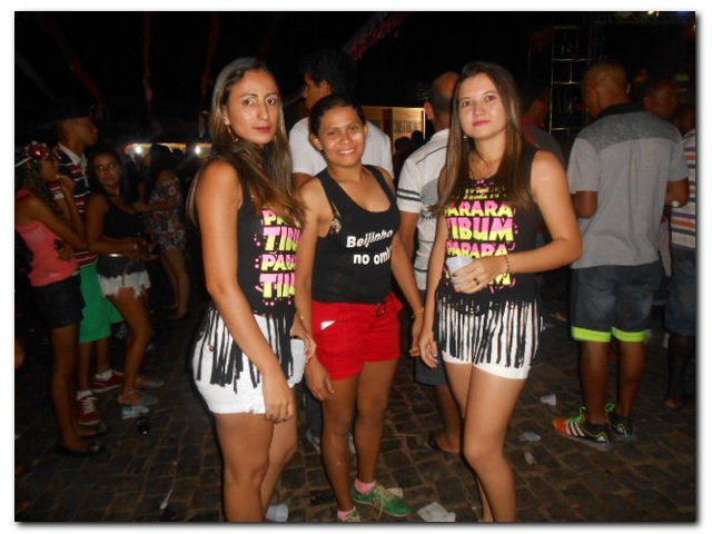 Segunda noite de Carnaval de Inhuma foi bastante animada - Imagem 27