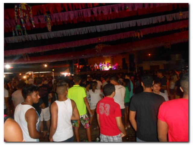 Segunda noite de Carnaval de Inhuma foi bastante animada - Imagem 19