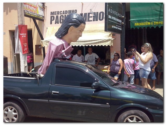 Bloco “Vai Quem Quer” arrasta multidão em Inhuma - Imagem 18