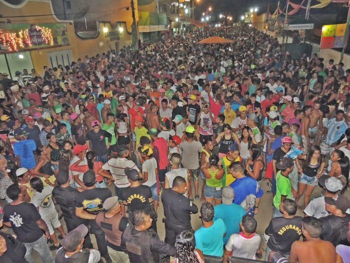 Quase 10 Mil pessoas estavam no corrador da folia da 2ª noite de carnaval - Imagem 43