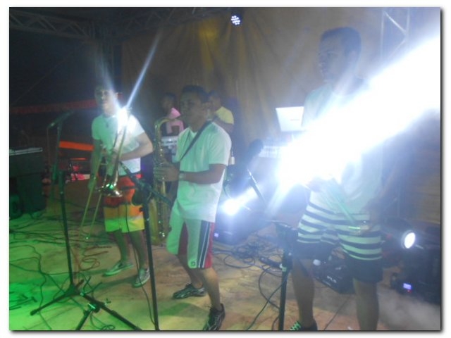 Segunda noite de Carnaval de Inhuma foi bastante animada - Imagem 10