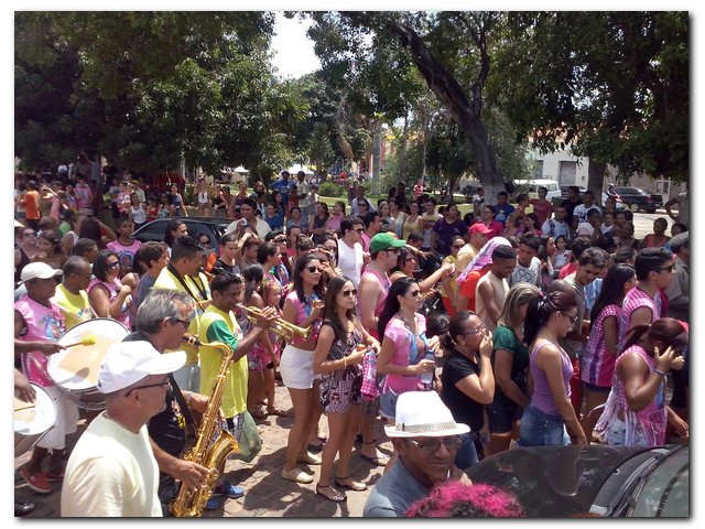 Bloco “Vai Quem Quer” arrasta multidão em Inhuma - Imagem 26