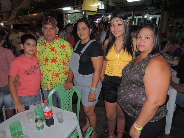 Público surpreende na primeira noite de Carnaval de Pedro II - Imagem 13