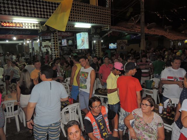 Público surpreende na primeira noite de Carnaval de Pedro II - Imagem 7