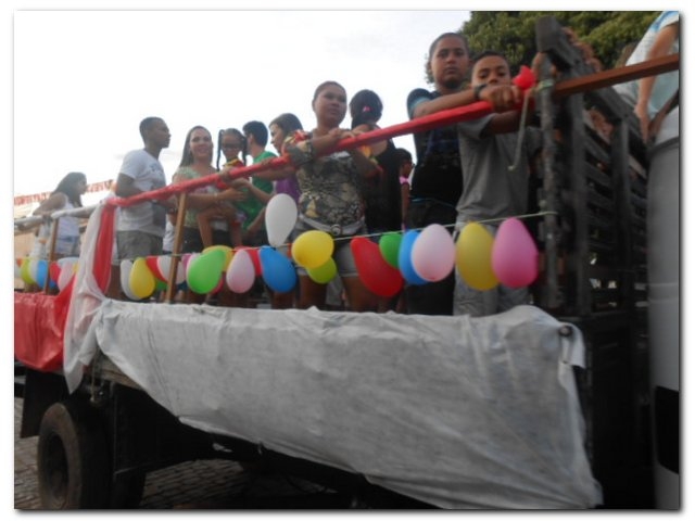 Desfile do Bloco “Vai Quem Quer” e o Corso - Imagem 26