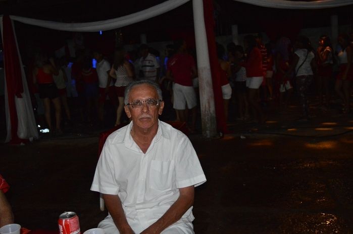 Sucesso no IV Baile Vermelho e Branco - Imagem 27