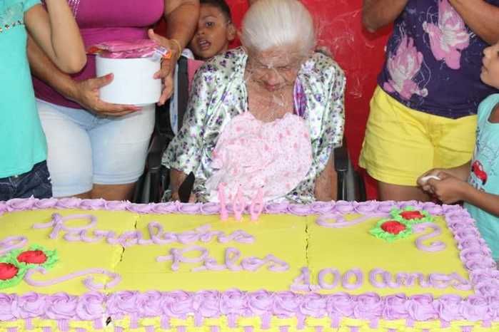 Senhora completa 100 anos e recebe homenagem surpresa família em São João do Arraial - Imagem 10