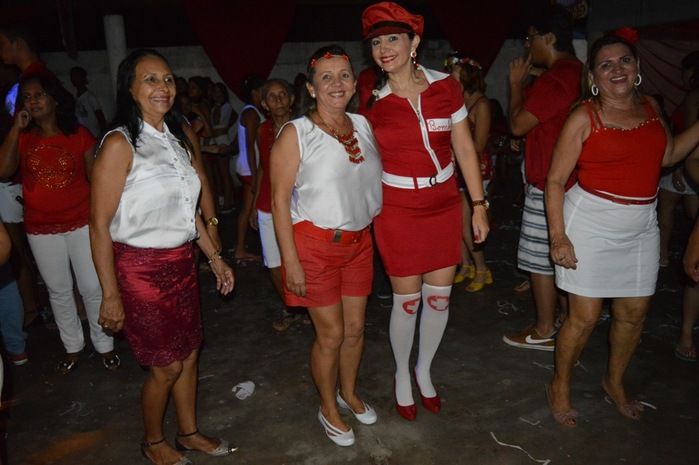 Sucesso no IV Baile Vermelho e Branco - Imagem 59