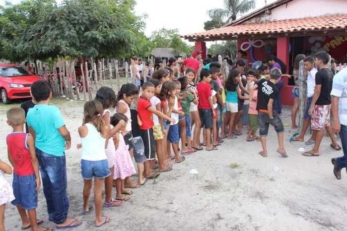 Senhora completa 100 anos e recebe homenagem surpresa família em São João do Arraial - Imagem 17