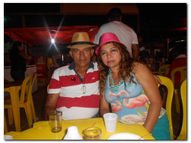 Terceira noite de Carnaval em Inhuma atrai muitos foliões - Imagem 18