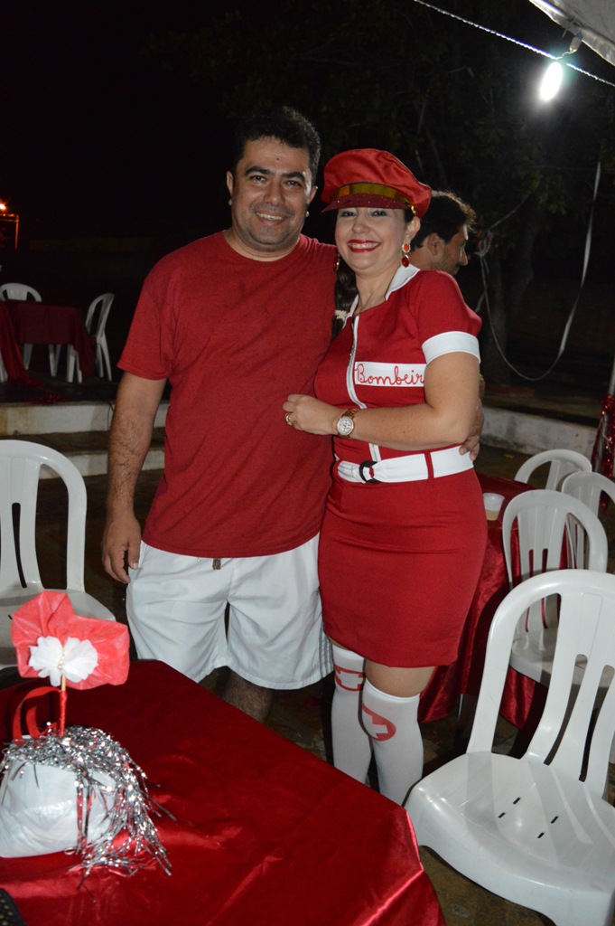 Sucesso no IV Baile Vermelho e Branco - Imagem 6