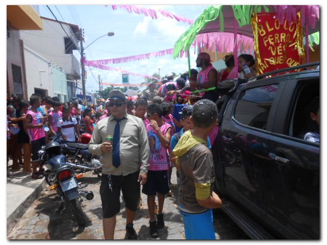 Desfile do Bloco “Vai Quem Quer” e o Corso - Imagem 1