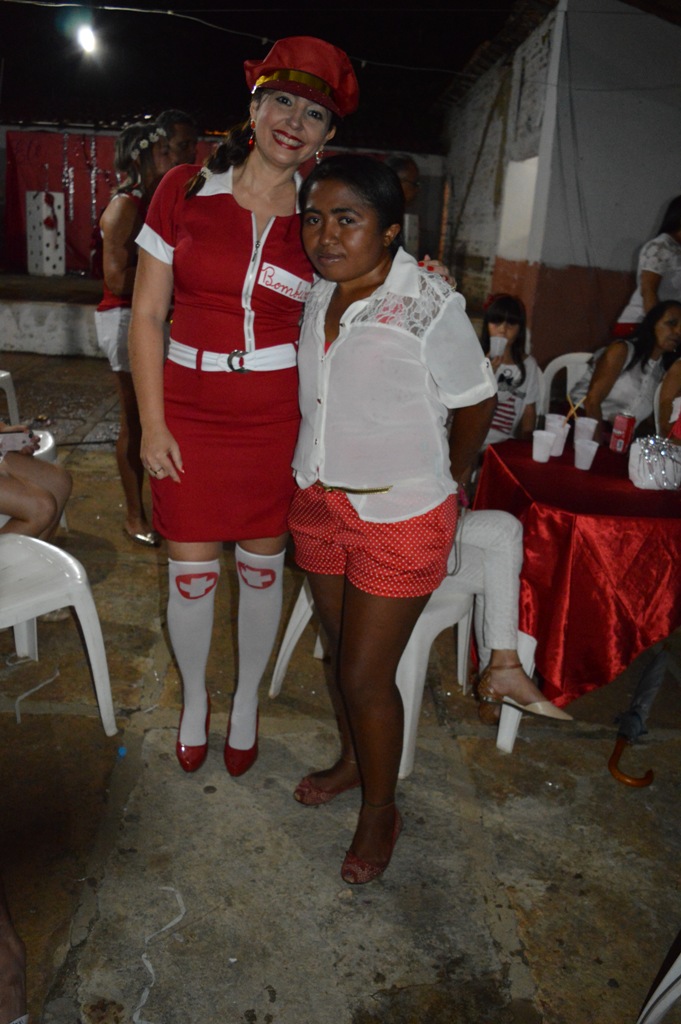 Sucesso no IV Baile Vermelho e Branco - Imagem 37