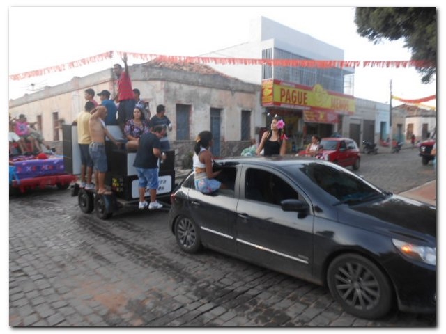 Desfile do Bloco “Vai Quem Quer” e o Corso - Imagem 35