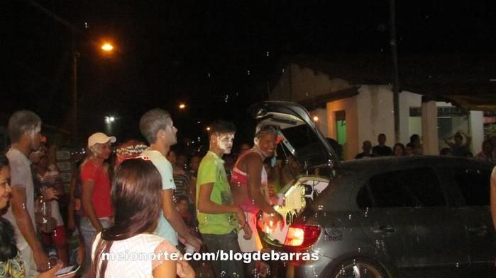 Alegria e descontração no tradicional 'Bloco dos Sujos' - Imagem 64