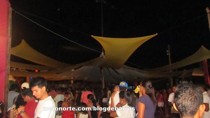 Alegria e descontração no tradicional 'Bloco dos Sujos' - Imagem 79