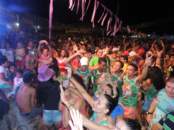 Prefeitura de Monsenhor Gil, realiza o maior carnaval da história do município - Imagem 8
